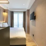 Emilion Hotel